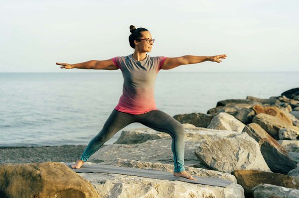 Quelles sont les meilleures destinations pour une retraite de yoga au bord de la mer en Indonésie ?
